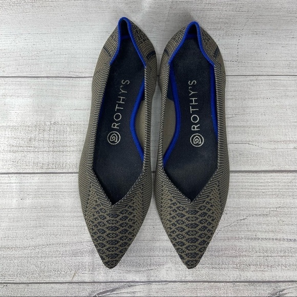 Rothy’s Rare Women’s 8 Retired Walnut Python Print Point Flats. - Picture 2 of 11